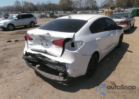 2017 Kia Forte Lx z USA, uszkodzony, nr VIN 3KPFK4A70HE115210